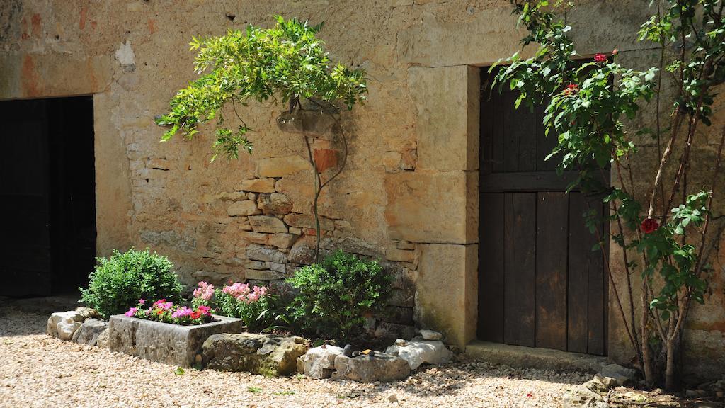 Gites De Combarel Corn Exterior photo
